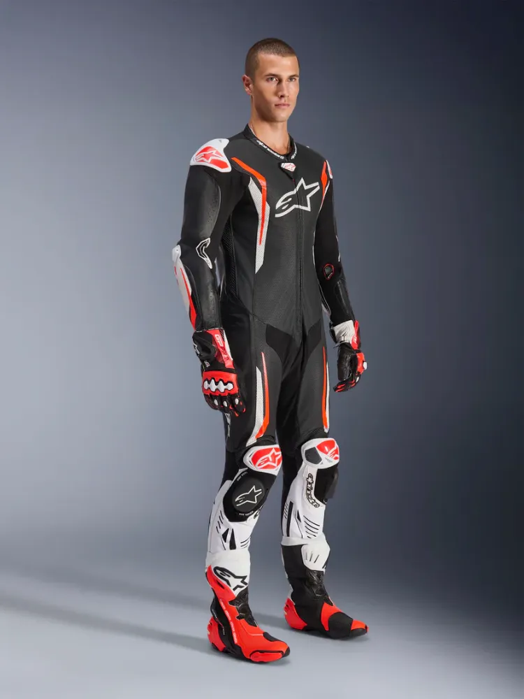 Immagine di TUTA IN PELLE GP TECH V5 1PC  ALPINESTARS
